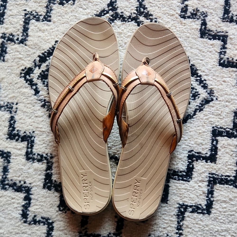 Sperry women's flip flop size 10